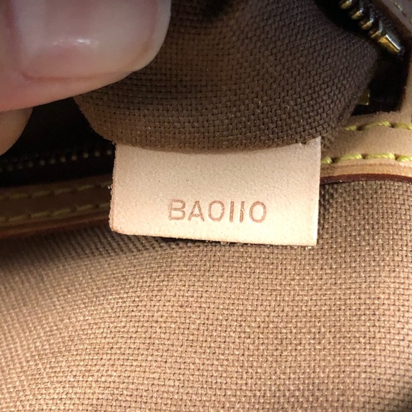 Louis Vuitton Briefcase Monogram Voyage Bag - Picture 8 of 8